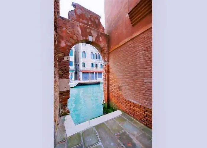 Calle Dei Ormesini